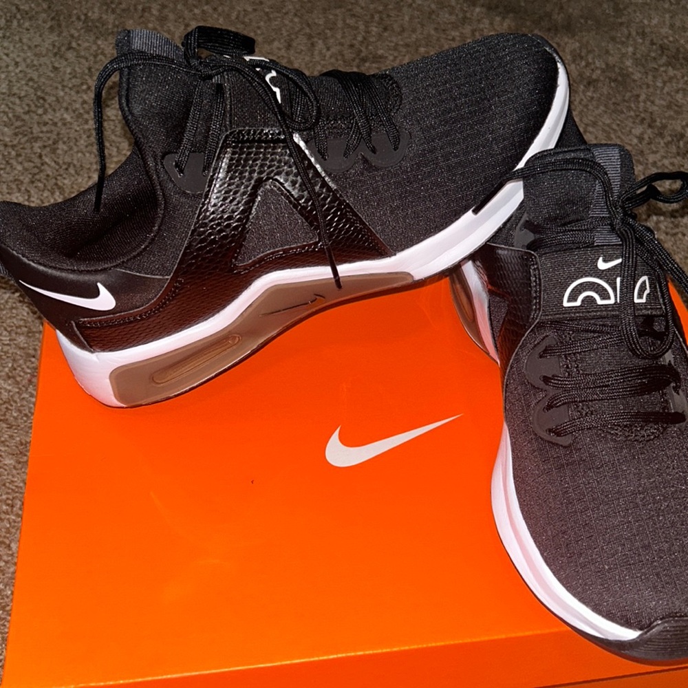 Nike Air Max Bella TR 5